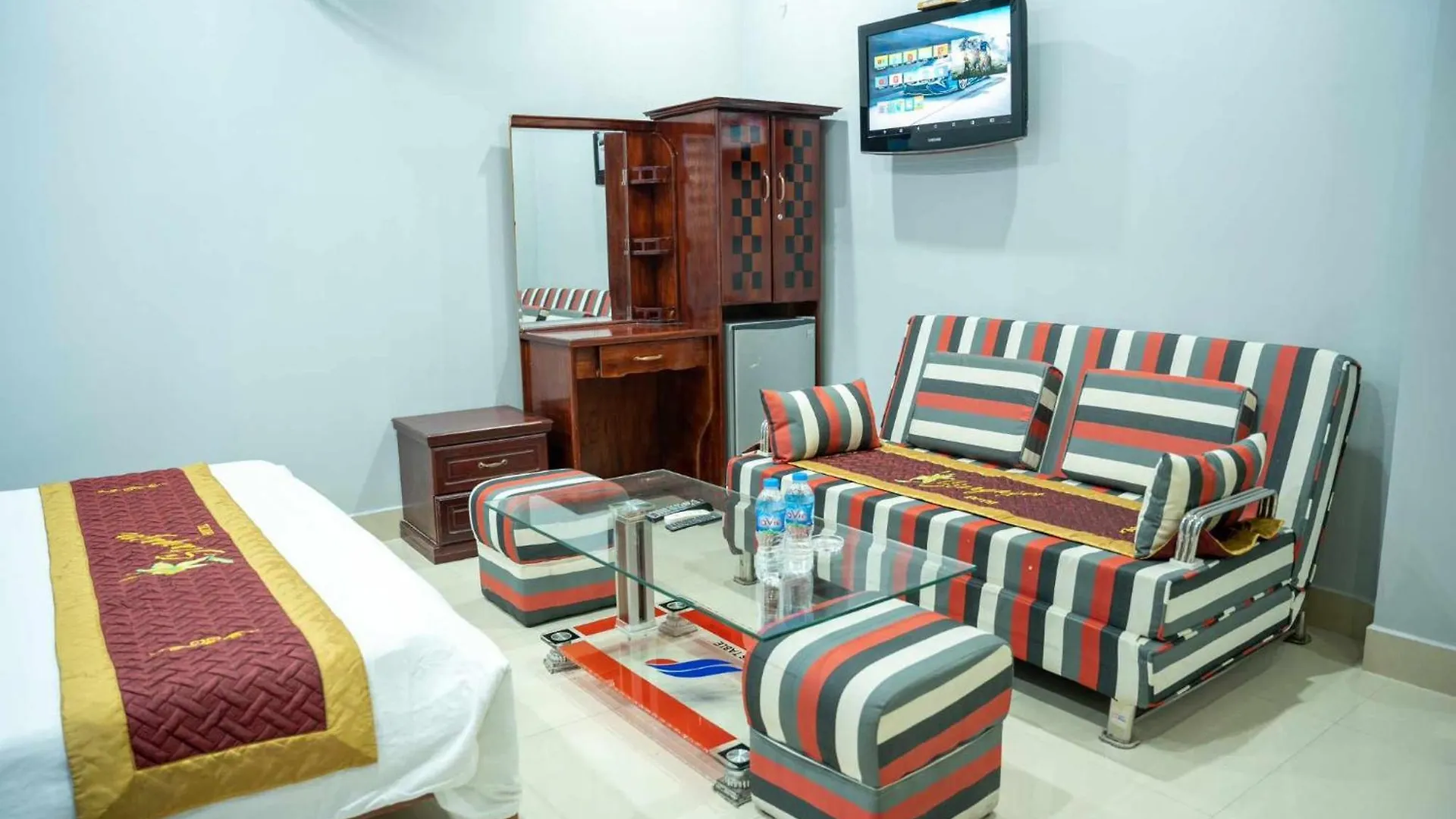 Stargazerhotel Da Nang- Khach San Hoa Ly