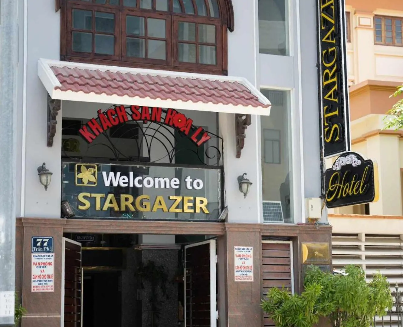 Stargazerhotel Da Nang- Khach San Hoa Ly